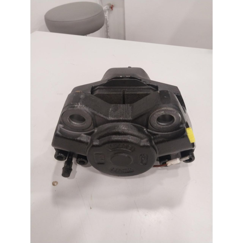 643596 Супорт Claas 643596.1 0006435961